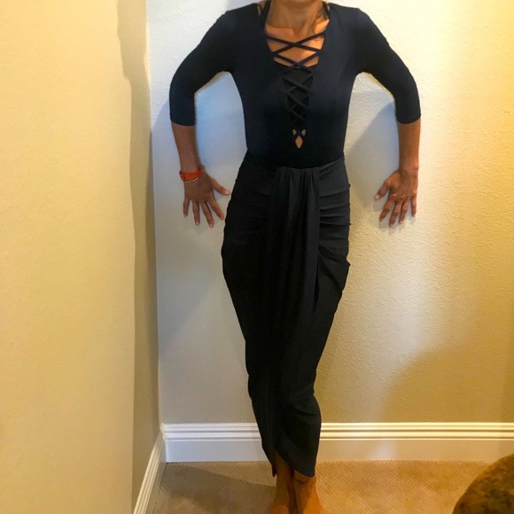 Sexy Navy long dress with criss cross front - Picture 2 of 8